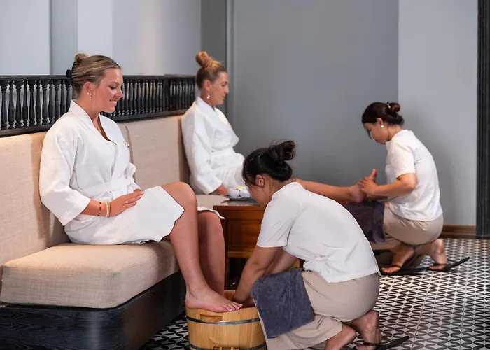 Shining Riverside Hoi An Boutique & Spa